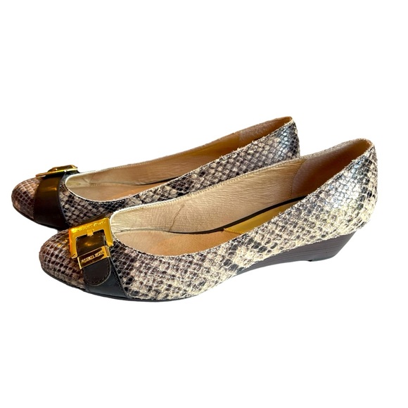 Michael Kors Snake Skin Wedges Women US size 7.5 - Picture 1 of 6